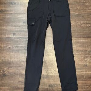 REI Womens Straight Leg Long Stretch Casual Lightweight Black Cargo Pants Size 4
